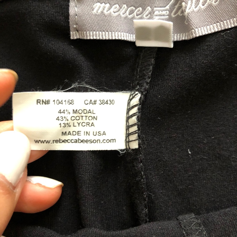 Capri Legging Black - image 7